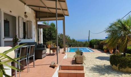 2 Bedroom Villa in Crete, Greece