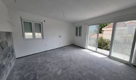 Wohnung in Herceg Novi, Djenovici mit zwei Schlafzimmern und Meerblick