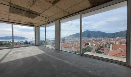 Penthouse in Budva