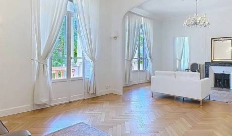 House of 275 square meters in Nice, France