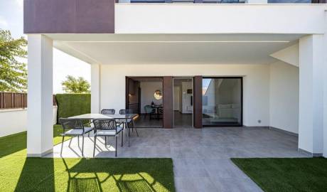 New residential complex of bungalows in Pilar de la Oradada, Alicante, Spain