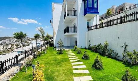 Sea view Adabuku apartment with private garden, Bodrum