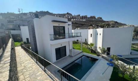 Gumusluk villa with pool 100 metres from the beach, Bodrum