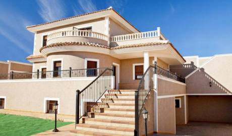 Excellent villa in Los Balcones (Torrevieja)