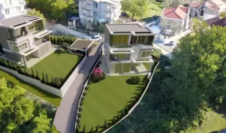 Die Villa ist 230 qm groß. m. Meter in Tivat, Montenegro