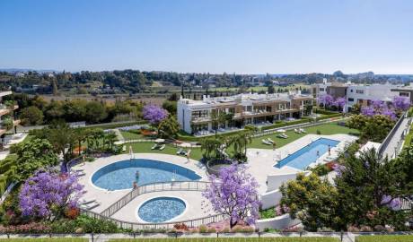 Apartments in the prestigious area of Atalaya (Guadalmina, Costa del Sol), Malaga