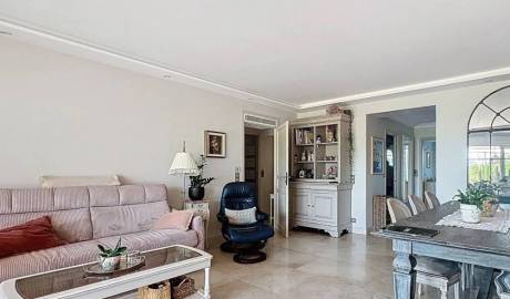 Two-bedroom apartment of 67 square meters in Nice, France