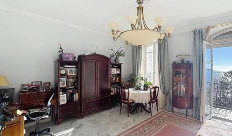 Two-bedroom apartment of 75 square meters in Nice, France