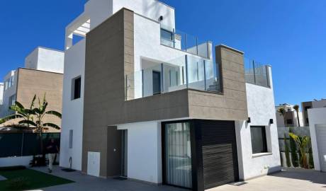 Villa in Guardamar del Segura, Alicante, Spain